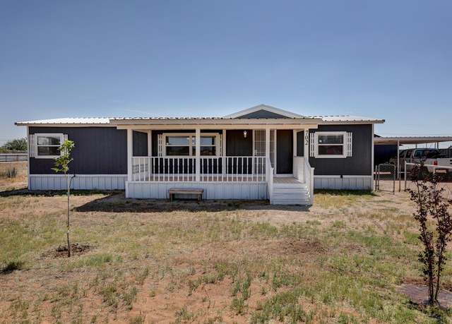 Property at 702 S Ursila St, Monahans, TX 79756, 3 beds, 2 baths