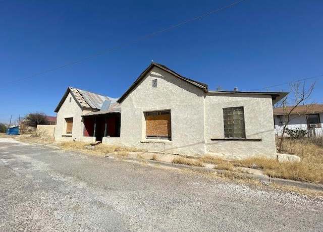 Property at 205 E Division St, Fort Stockton, TX 79735, 1 bed, 1 bath