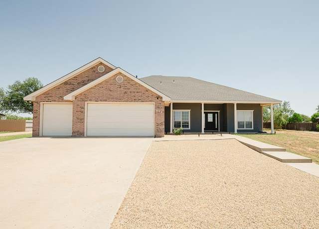 Property at 804 E County Rd 140, Midland, TX 79706, 3 beds, 2.5 baths