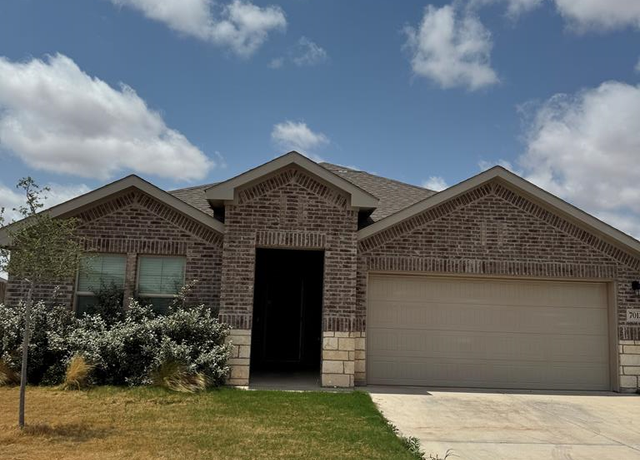 Property at 7013 Fasken Rd, Odessa, TX 79765, 4 beds, 2 baths