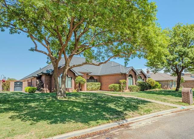 Property at 2310 SW Ave B, Seminole, TX 79360, 3 beds, 3 baths