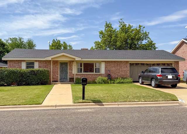 Property at 2119 NW Ave C, Seminole, TX 79360, 3 beds, 2 baths