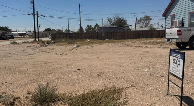 Photo of 500 Wildcat Dr, Wink, TX 79745