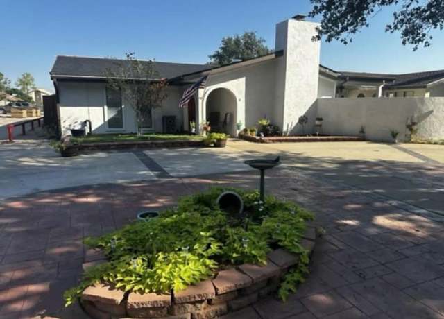Property at 1424 French Ave, Odessa, TX 79761, 3 beds, 2.5 baths