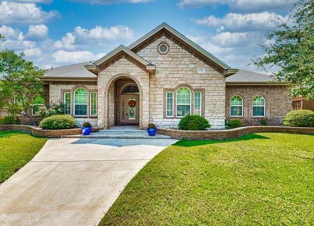 Property at 5205 Oak Valley Dr, Midland, TX 79707, 5 beds, 3 baths