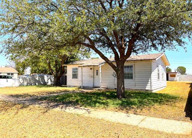 Property at 1510 Club Dr, Midland, TX 79701, 3 beds, 1 bath