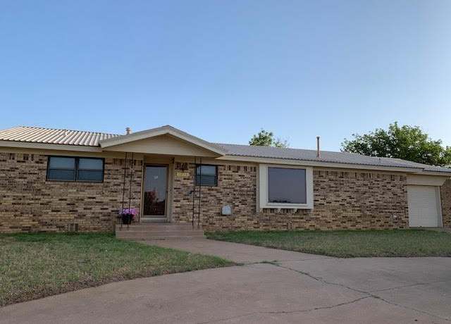 Property at 1216 E 17th St, Colorado City, TX 79512, 2 beds, 2 baths