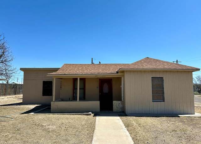 Property at 400 N Young St, Fort Stockton, TX 79735, 4 beds, 1.5 baths