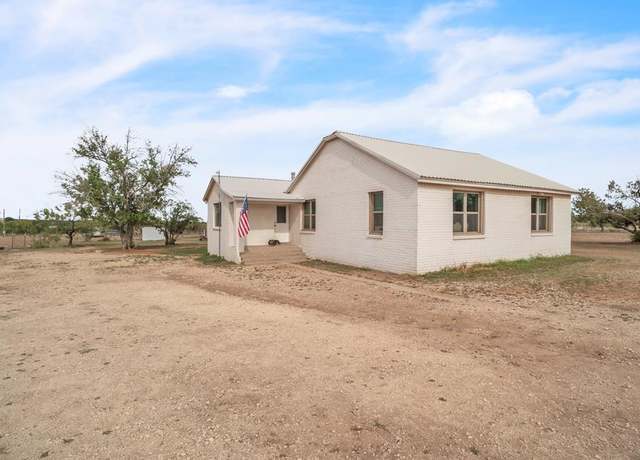 Property at 7802 Pats Rd, Big Spring, TX 79720, 3 beds, 1 bath
