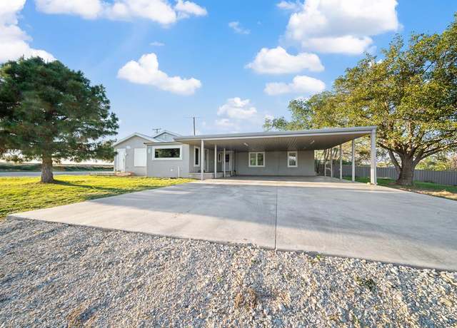 Property at 2210 E Hwy 350, Big Spring, TX 79720, 4 beds, 2 baths