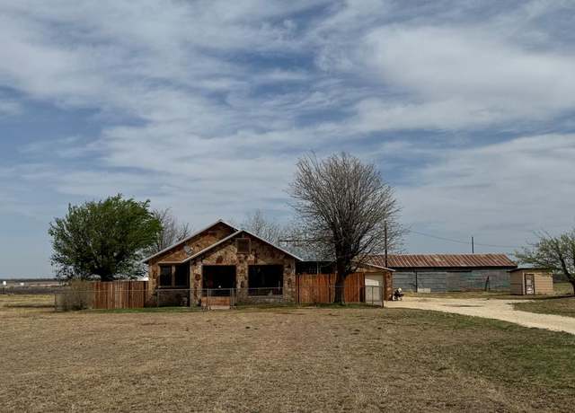 Property at 758 County Rd 157, Colorado City, TX 79512, 2 beds, 1 bath
