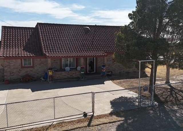 Property at 239 W 41st St, Fort Stockton, TX 79735, 4 beds, 2 baths