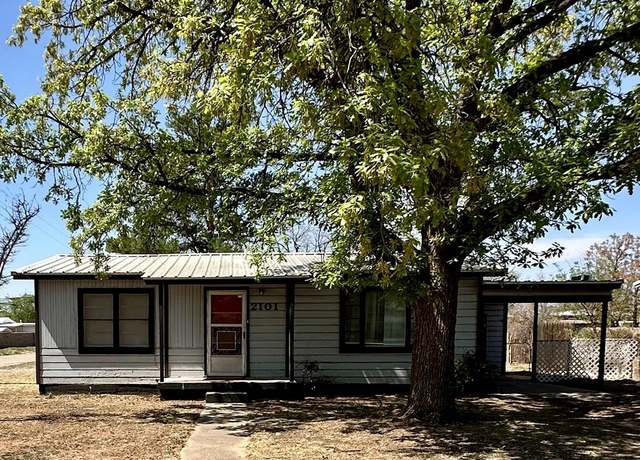 Property at 2101 Locust St, Colorado City, TX 79512, 2 beds, 1 bath