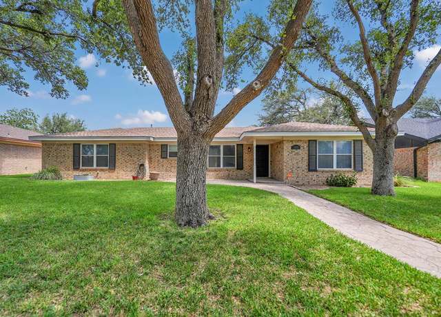 Property at 2408 Goddard Ct, Midland, TX 79705, 4 beds, 2 baths