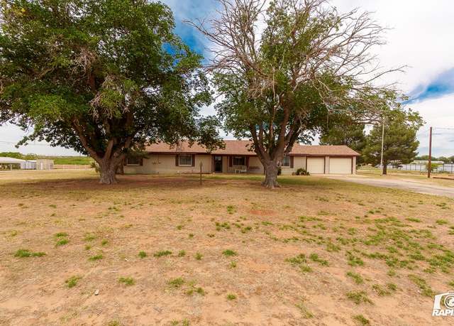 Property at 2606 W County Rd 140, Midland, TX 79706, 4 beds, 2.5 baths