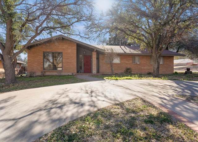 Property at 2919 Macauslan, Big Spring, TX 79720, 4 beds, 3 baths