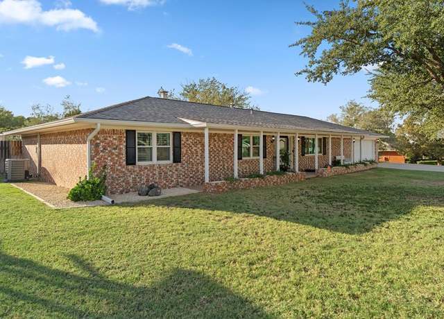 Property at 2906 Hunters Gln, Big Spring, TX 79720, 3 beds, 2 baths