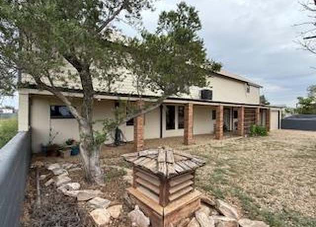 Property at 2811 S County Rd 1200, Midland, TX 79706, 4 beds, 2.5 baths