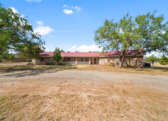 Property at 1007 Buena Vista Rd, Big Spring, TX 79720, 3 beds, 2.5 baths