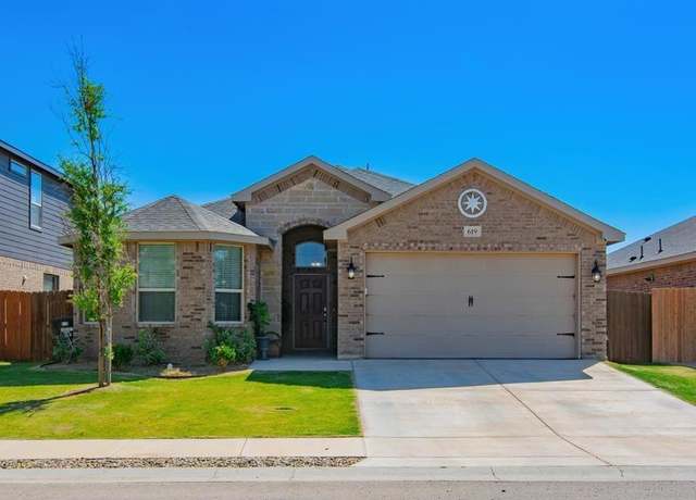 Property at 619 Victory Pkwy, Midland, TX 79706, 4 beds, 2 baths