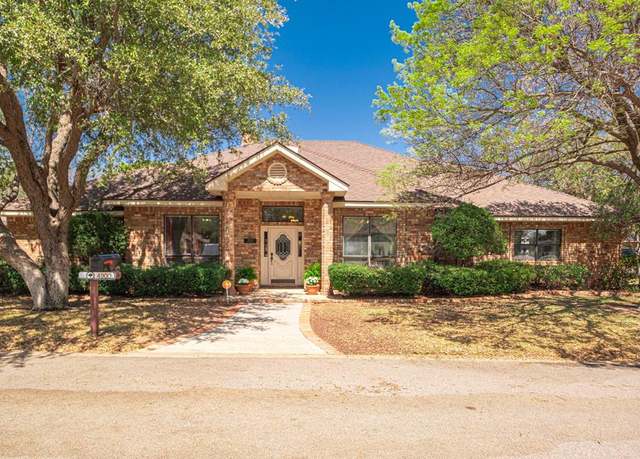 Property at 4900 Oakwood Ct, Midland, TX 79707, 4 beds, 3.5 baths
