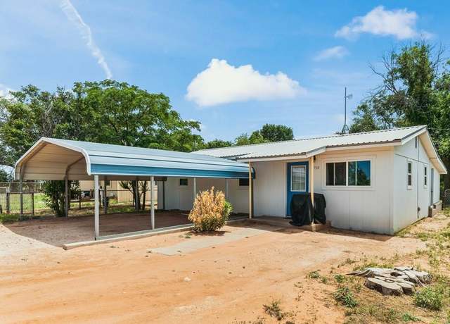 Property at 708 E Ave A, Seminole, TX 79360, 3 beds, 1 bath
