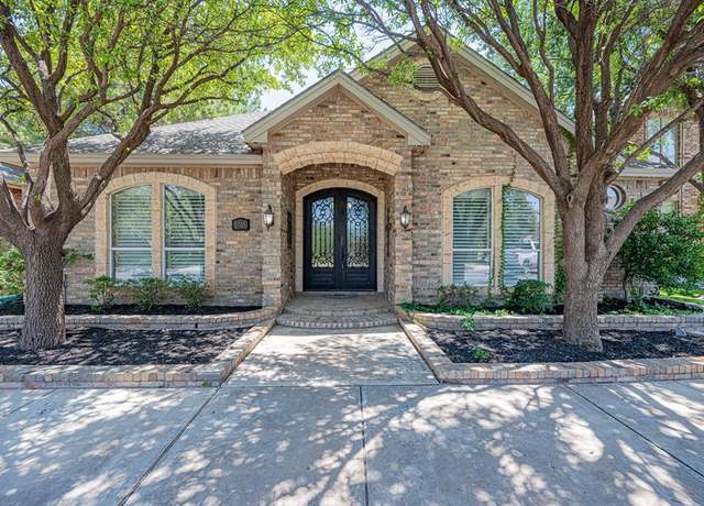 Property at 5705 Fenway Dr, Midland, TX 79707, 4 beds, 3 baths