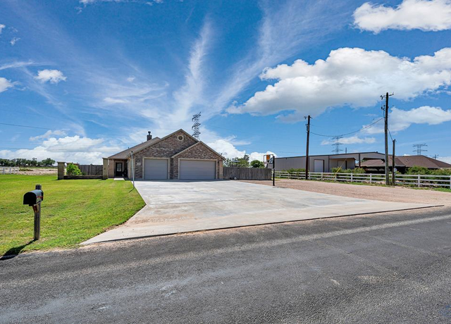 Property at 2410 S County Rd 1089, Midland, TX 79706, 4 beds, 2 baths