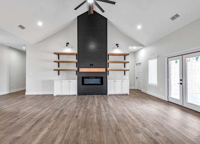 Property at 13227 E County Rd 110, Midland, TX 79706, 3 beds, 2 baths