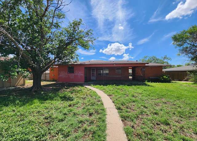 Property at 1717 Harvard Ave, Big Spring, TX 79720, 3 beds, 2 baths