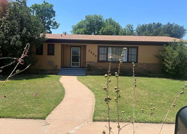Property at 2508 31st St, Snyder, TX 79549, 3 beds, 1.5 baths