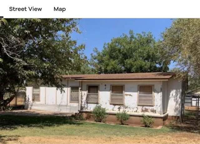 Property at 1803 40th St, Snyder, TX 79549, 2 beds, 2 baths