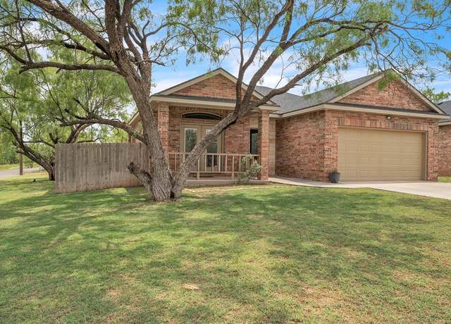 Property at 3312 Duke Ave, Big Spring, TX 79720, 3 beds, 2 baths