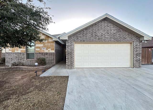 Property at 807 Cheyenne St, Midland, TX 79706, 3 beds, 2 baths