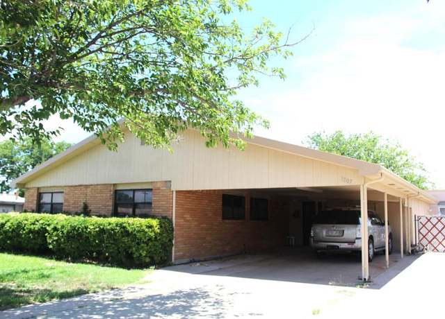 Property at 1807 W 9th St, Fort Stockton, TX 79735, 3 beds, 2.5 baths