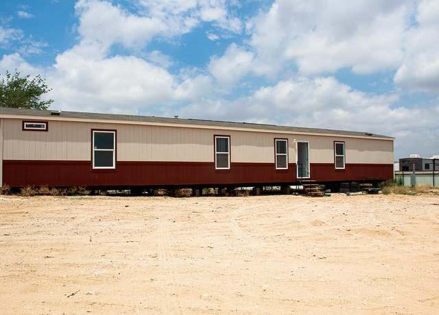 Property at 3218 W County Rd 124, Midland, TX 79706, 3 beds, 2 baths