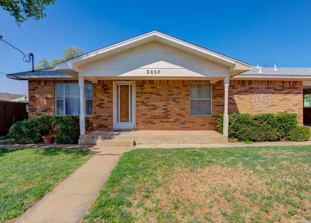 Property at 2807 Ave E, Snyder, TX 79549, 2 beds, 2 baths