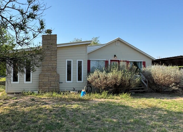 Property at 7702 S South Service Rd I-20, Big Spring, TX 79720, 3 beds, 2 baths