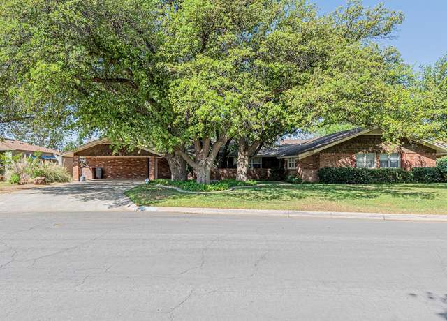 Property at 2101 Oaklawn Dr, Midland, TX 79705, 4 beds, 3 baths