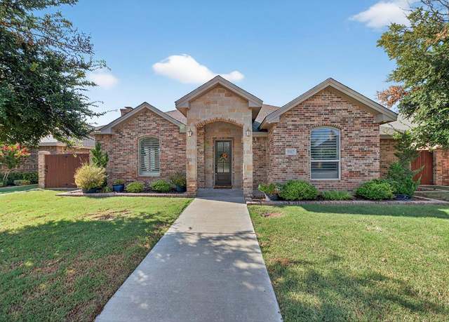 Property at 5517 Casa Grande Trl, Midland, TX 79707, 3 beds, 2.5 baths