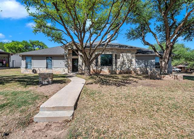 Property at 1600 Indian Hls, Big Spring, TX 79720, 3 beds, 3.5 baths