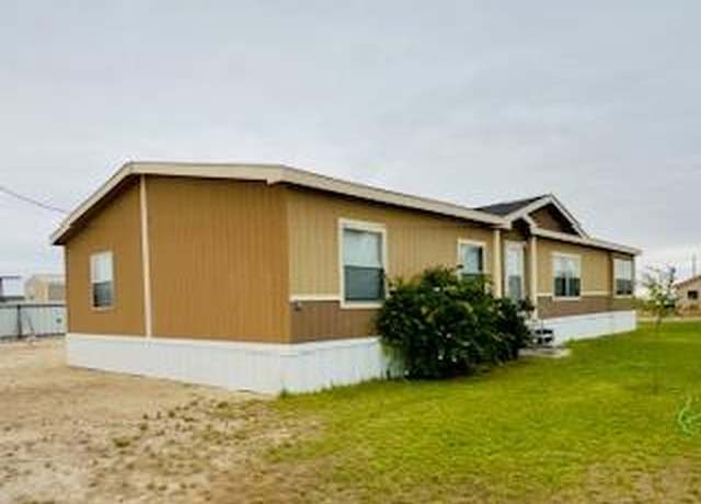 Property at 1303 E 14th St, Fort Stockton, TX 79735, 4 beds, 2 baths