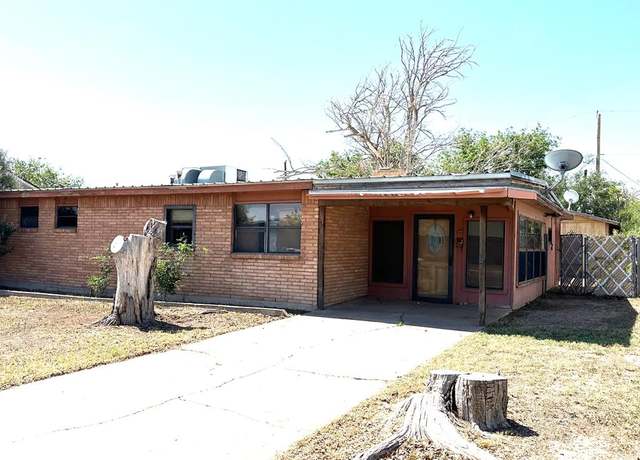 Property at 1811 W 9th St, Fort Stockton, TX 79735, 3 beds, 2 baths