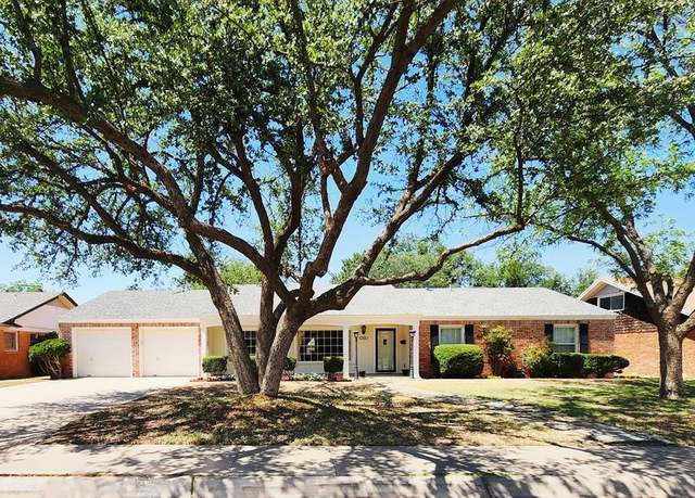 Property at 2824 Cimmaron Ave, Midland, TX 79705, 4 beds, 3 baths