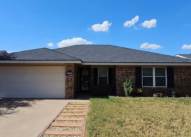 Property at 5122 Reeves Cir, Midland, TX 79703, 3 beds, 2 baths