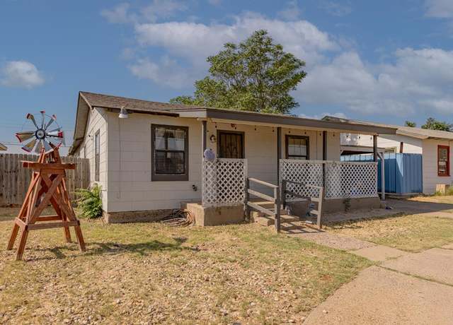 Property at 1304 Lynn Ave, Midland, TX 79705, 3 beds, 2 baths