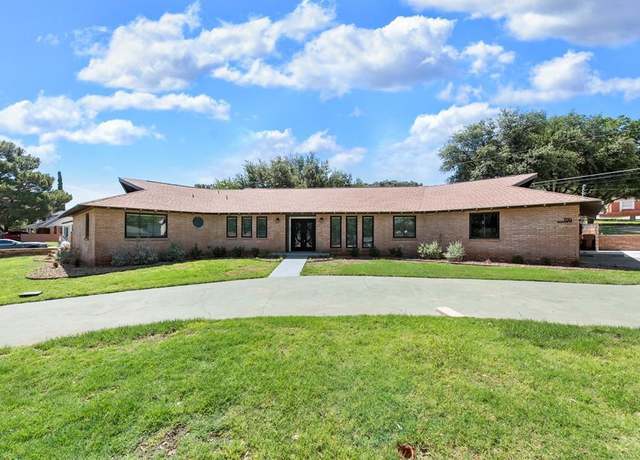 Property at 700 Highland Dr, Big Spring, TX 79720, 3 beds, 2.5 baths