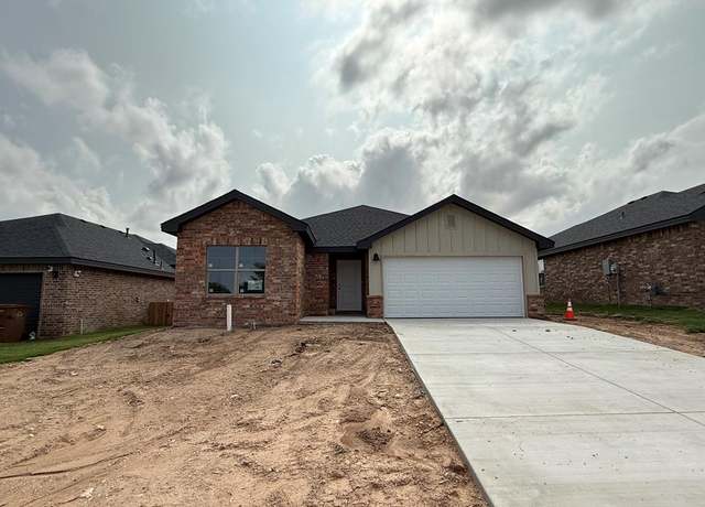Property at 2705 Shirley Dr, Big Spring, TX 79720, 3 beds, 2 baths