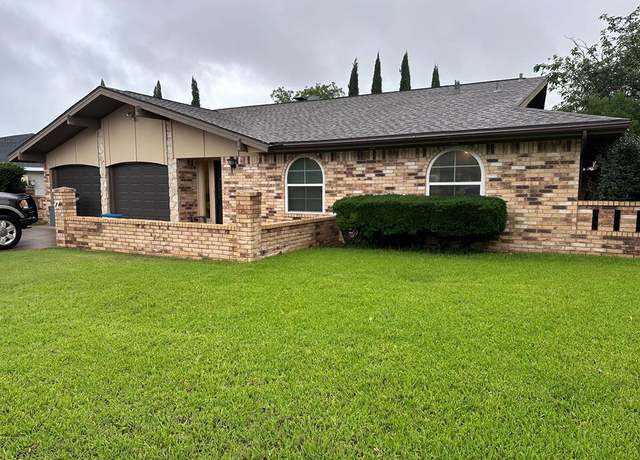 Property at 7 Quail Run, Midland, TX 79707, 3 beds, 2 baths