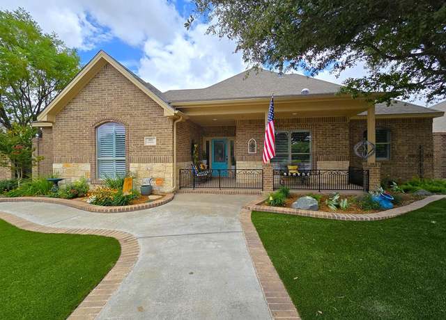 Property at 901 Woodland Park, Midland, TX 79705, 3 beds, 2.5 baths
